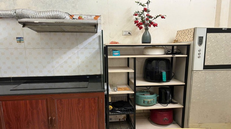 Cho thuê nhà  nguyên căn ngõ 2 Hà Trì, 40m x 4 tầng 3 wc 4 ngủ, 13Tr - ở nhóm đi làm, hộ GĐ
